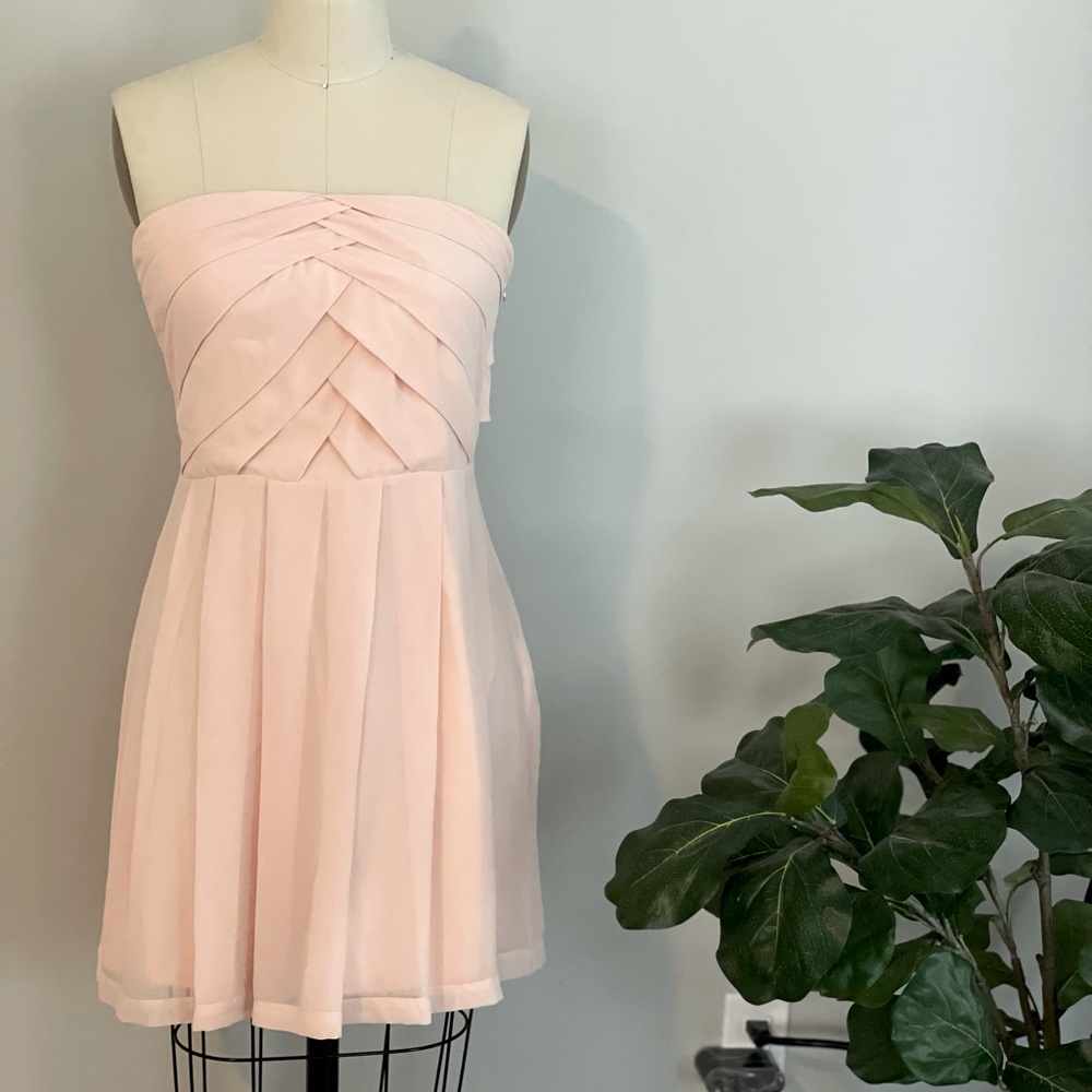SALE‼️ EXPRESS Tube top dress Blush 🌸 color